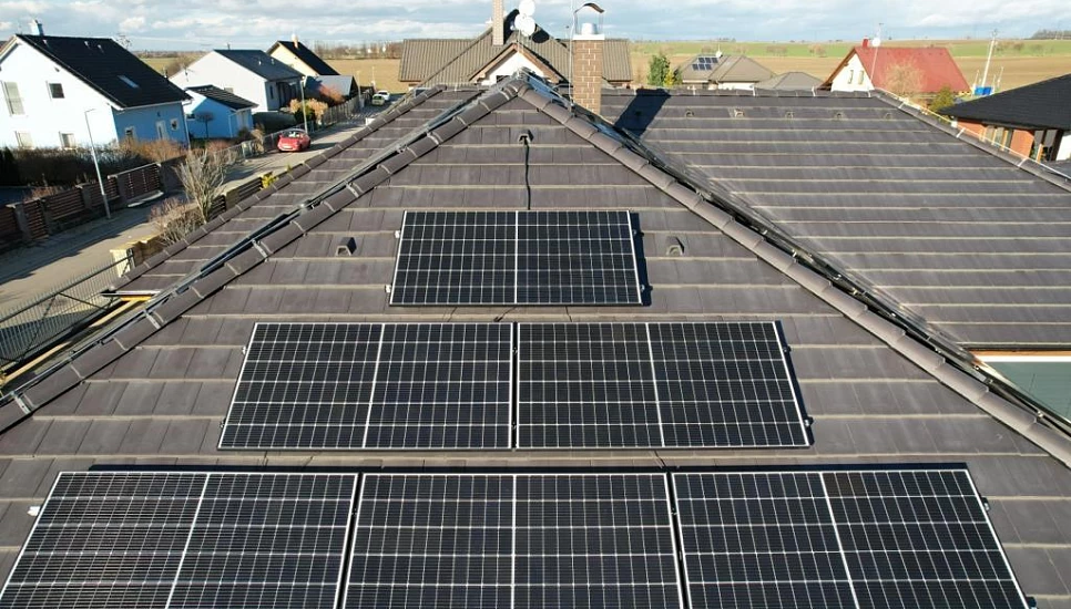 f7775ee5-62e4-4b25-968a-71382b1dfa70